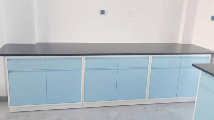 大連全鋼實驗臺：加厚鋼材打造，承重強更耐用